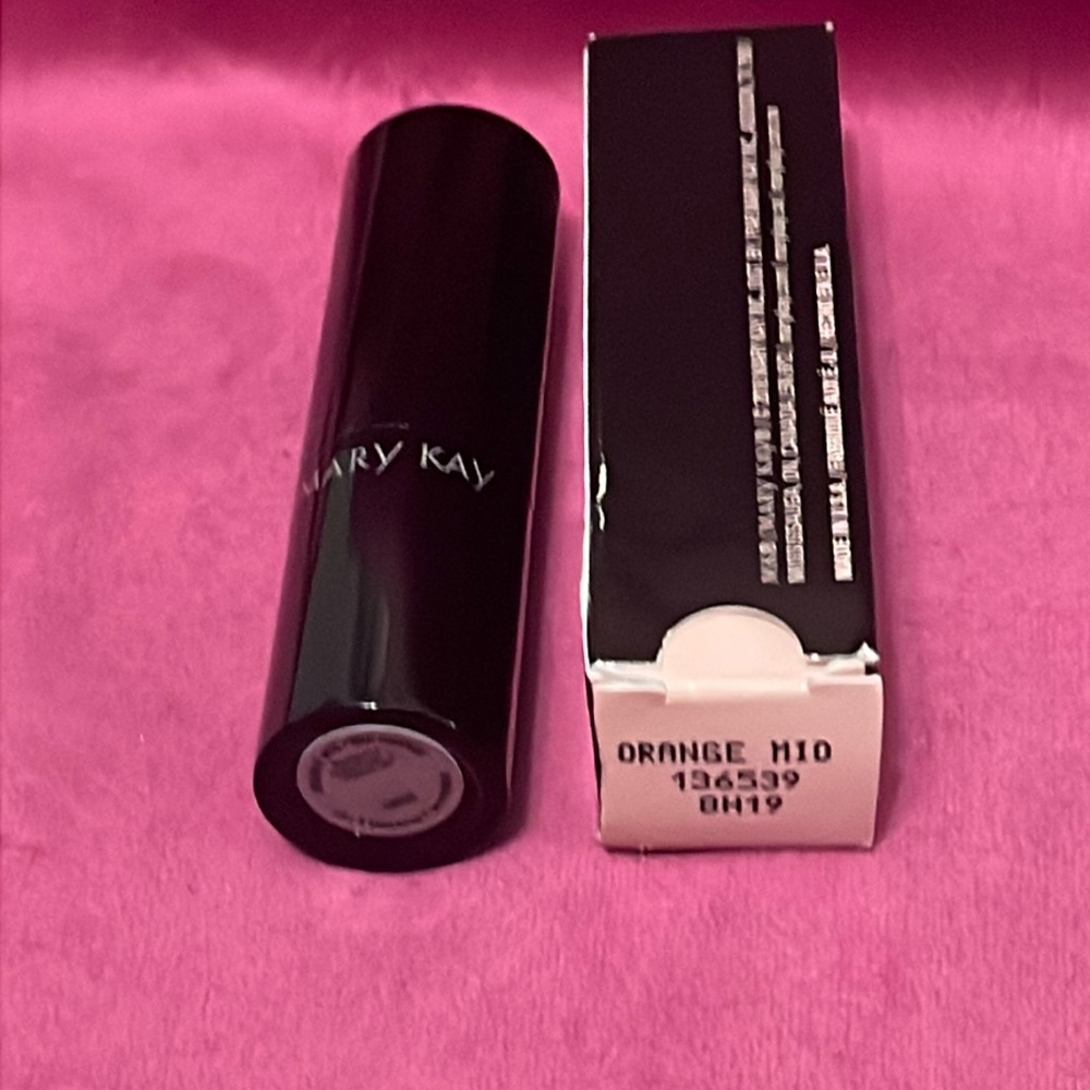 Mary Kay Matte Lipstick orange Mio 136539